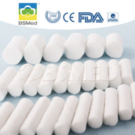 Esterilidade Rolo de algodão absorvente dentário não estéril 2 mm Max Superfície Substâncias activas para profissionais dentários
